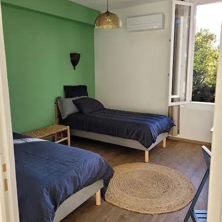 Dans Cave De Vignerons Marquixanes